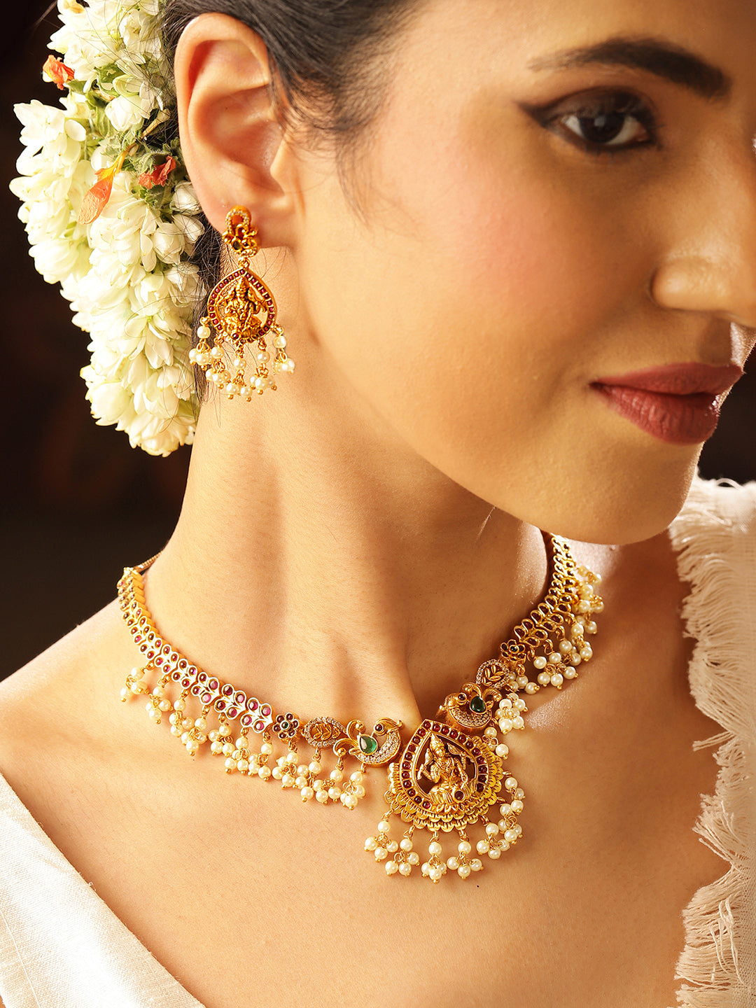 Ishin Green stoned Ethnic Elegance Gold Plated Necklace Drop Earrings Jewellery Set