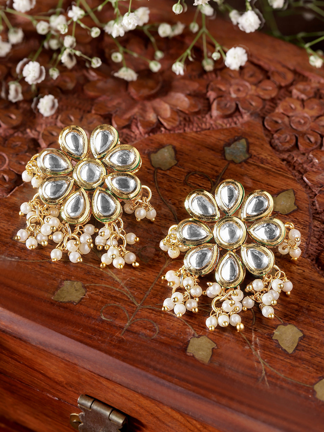 Ishin White Colour Gold plated Kundan Studs Earring