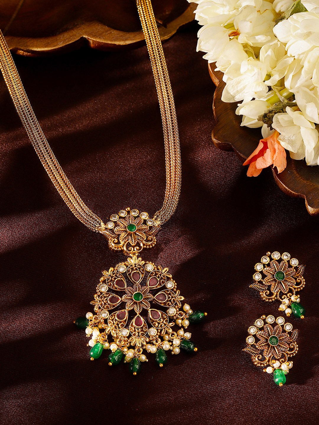 Ishin Floral Style Green Beads Gold Plated necklace Mini Drop Earrings Jewellery Set