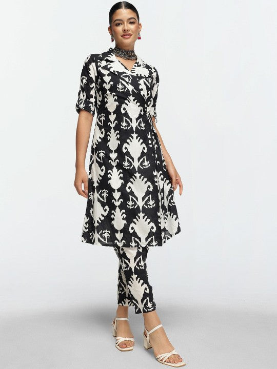 Comfy Black Cotton Printed Regular Fit Co-Ords With Lapel Collar