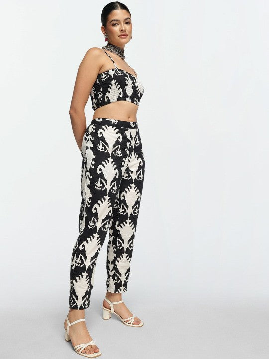 Comfy Black Cotton Printed Regular Fit Co-Ords With Lapel Collar