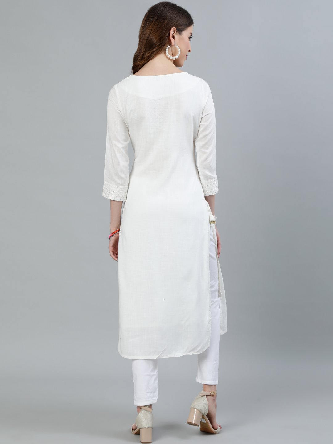 Ishin Women's Off White Embroidered A-Line Kurta