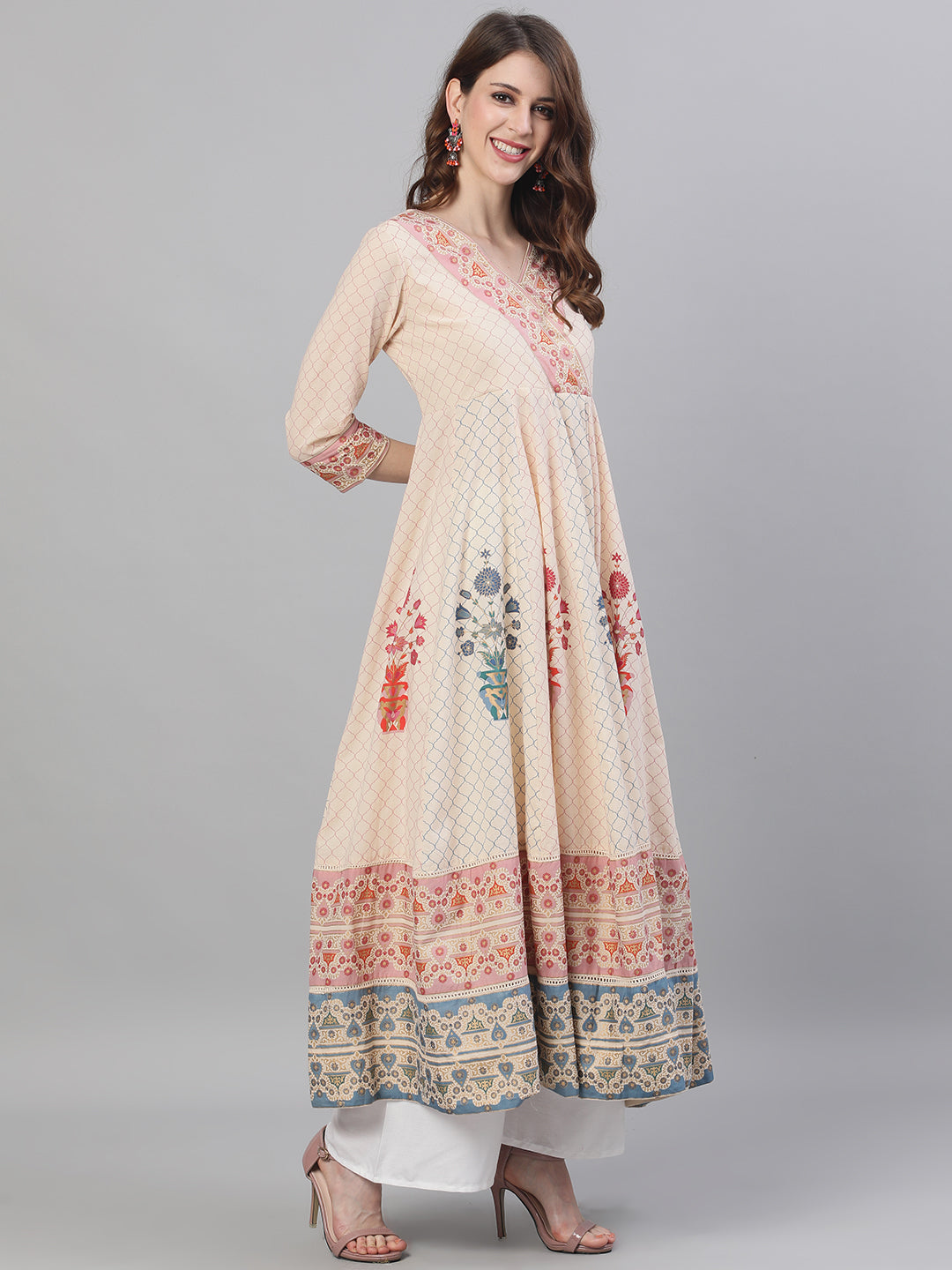 Ishin Women's Cotton Beige Foil Printed Anarkali Kurta
