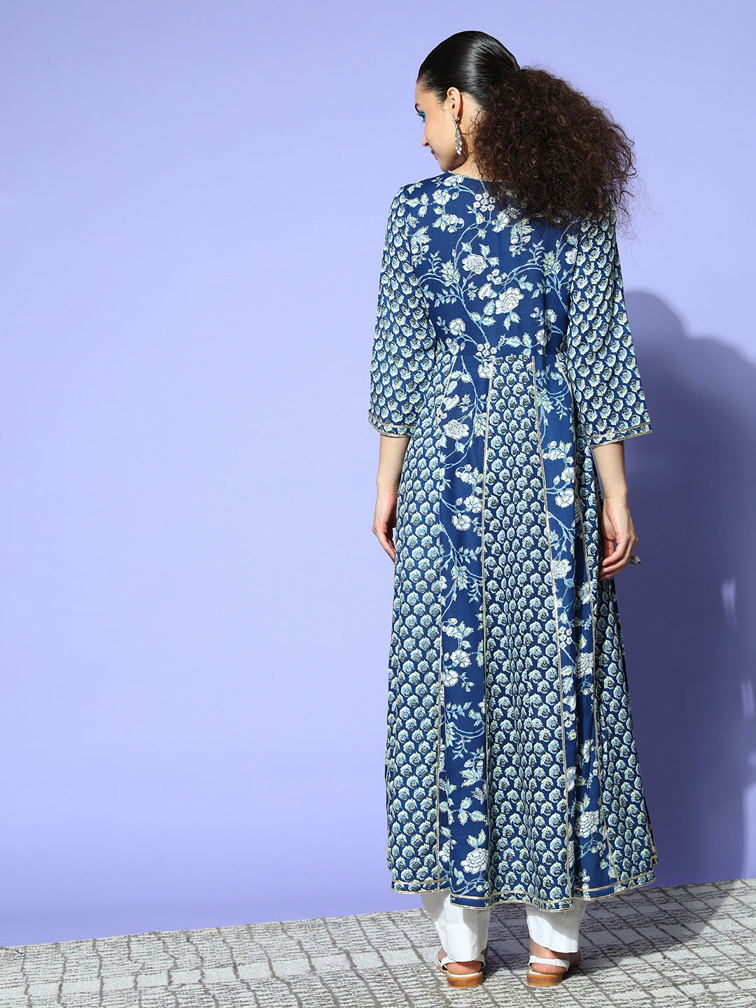 Sunehri Women's Cotton Blue Embellished Anarkali Kurta