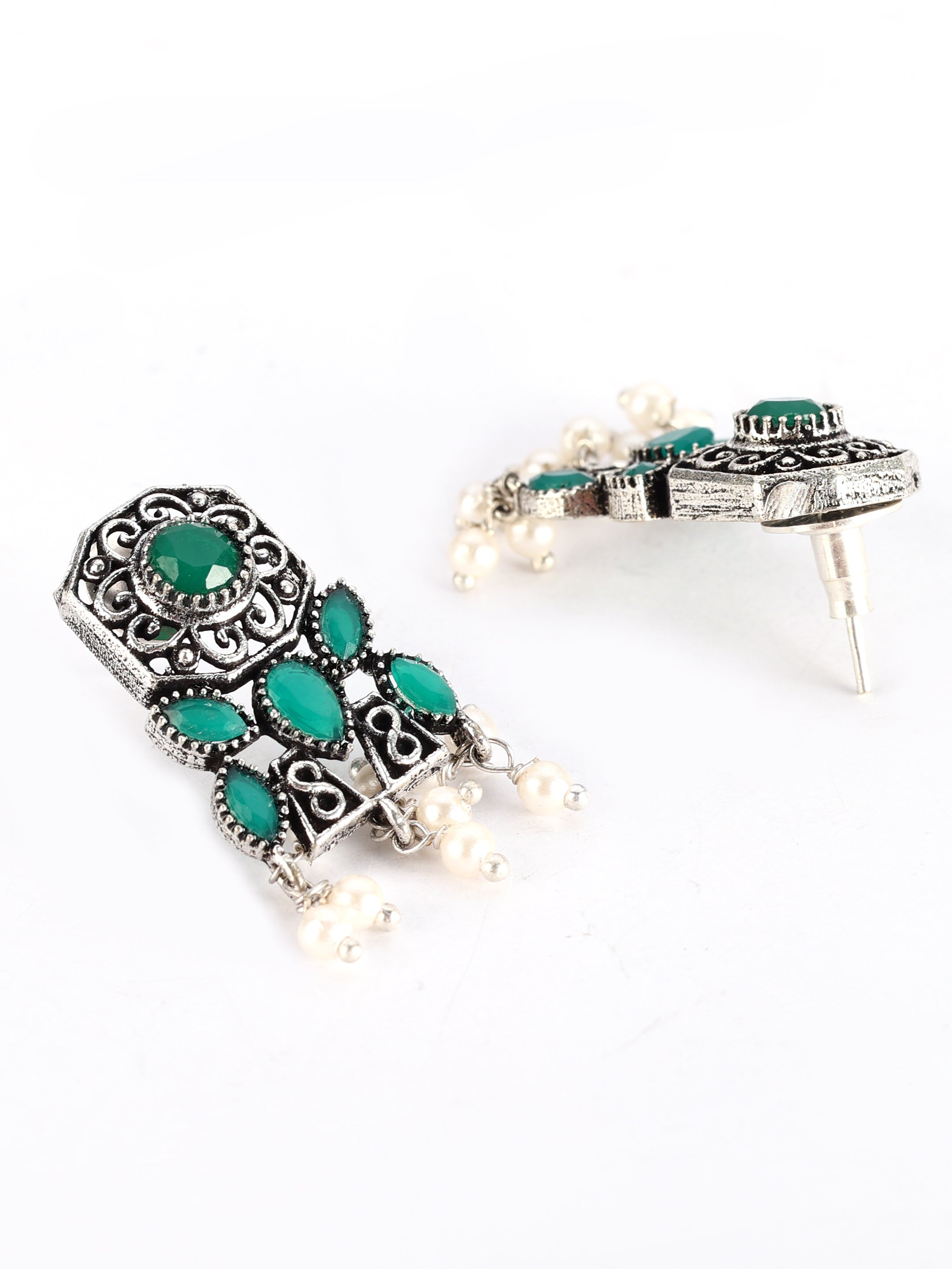 Ishin Women's Oxidised Silver Green Stone Studded Choker Jewellery Set