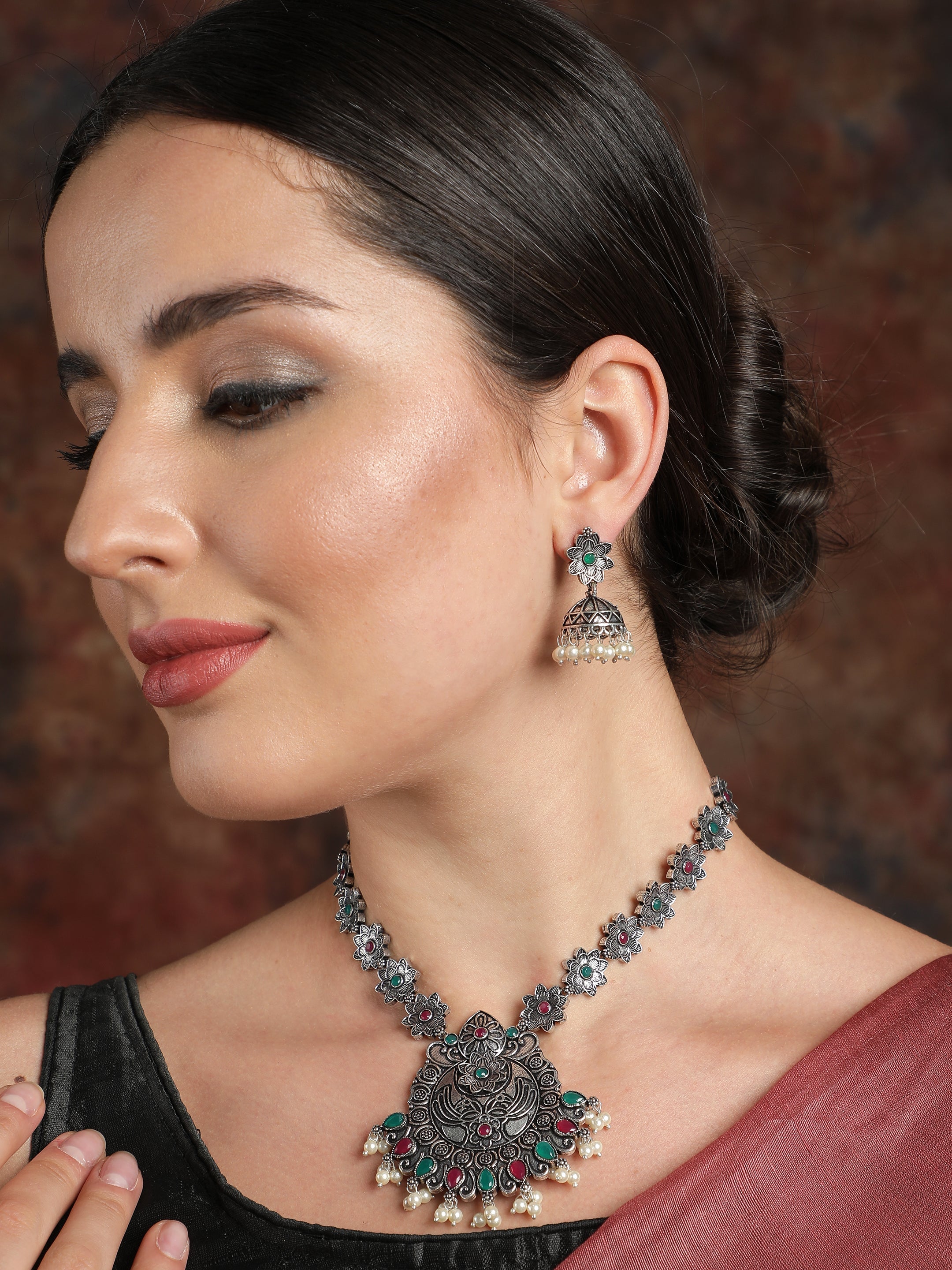 Ishin Women's Oxidised Silver Plated Stone Studded Pearl Jewellery Set