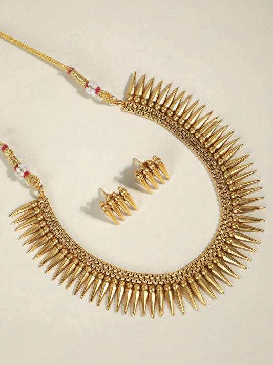 Ishin Women's Dull Gold Plated Temple Choker Jewellery Set 