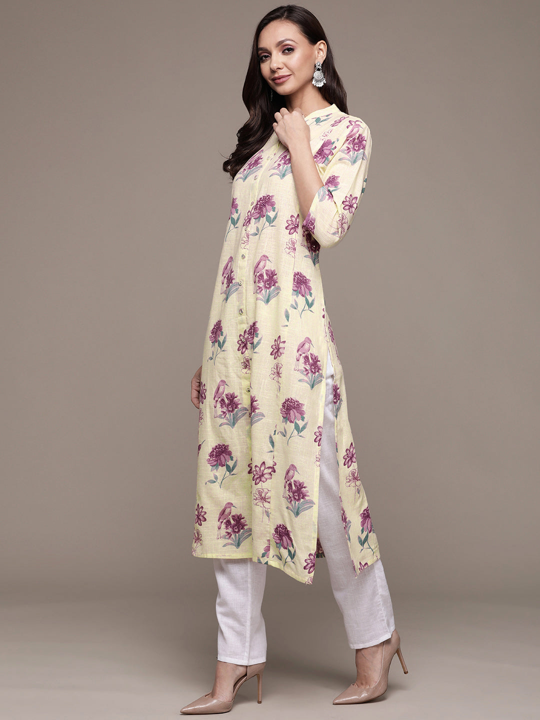 Ishin Women's Cotton Cream Embellished A-Line Kurta