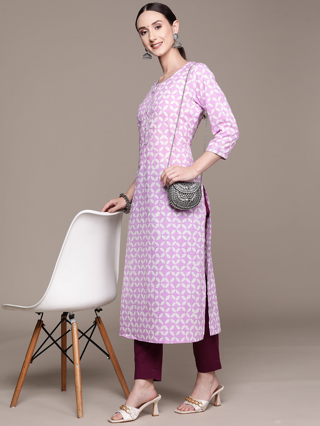 Ishin Women's Cotton Blend Lavender Printed A-Line Kurta