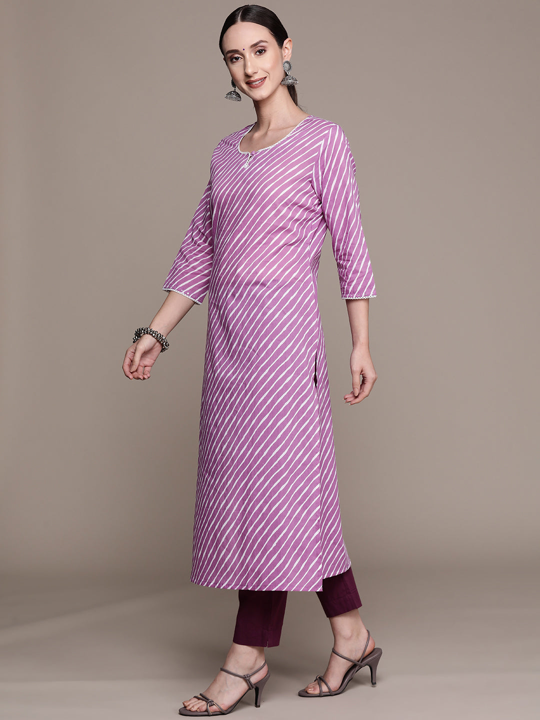 Ishin Women's Cotton Blend Purple Leheriya Printed A-Line Kurta