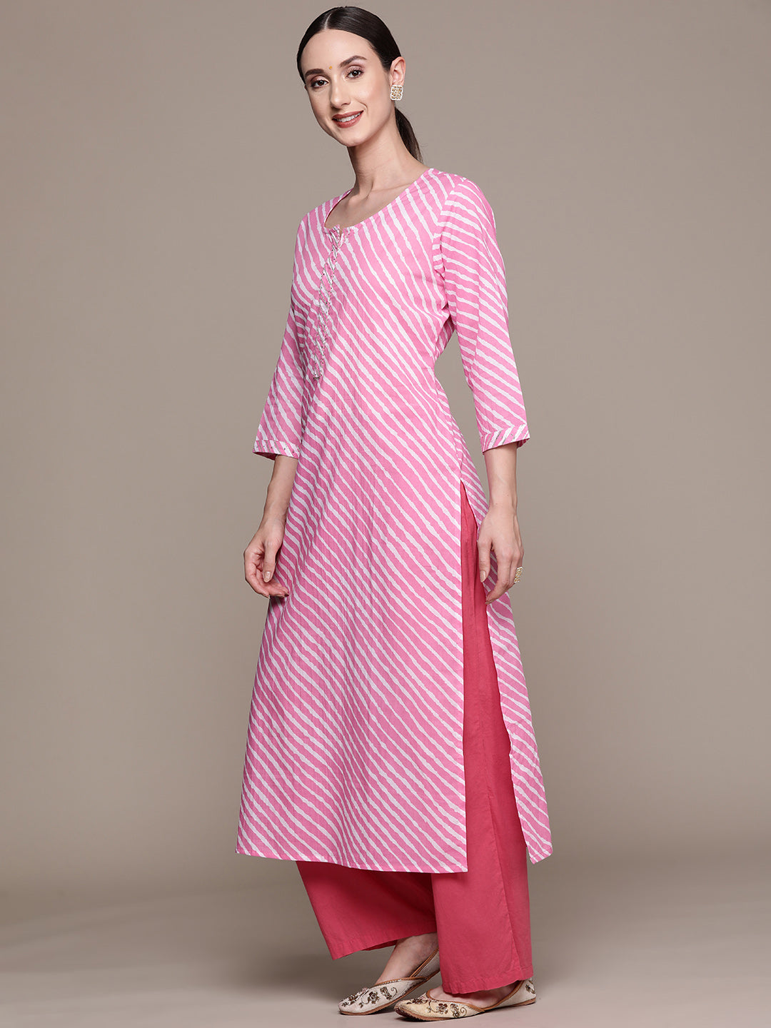 Ishin Women's Cotton Blend Pink Leheriya Printed A-Line Kurta