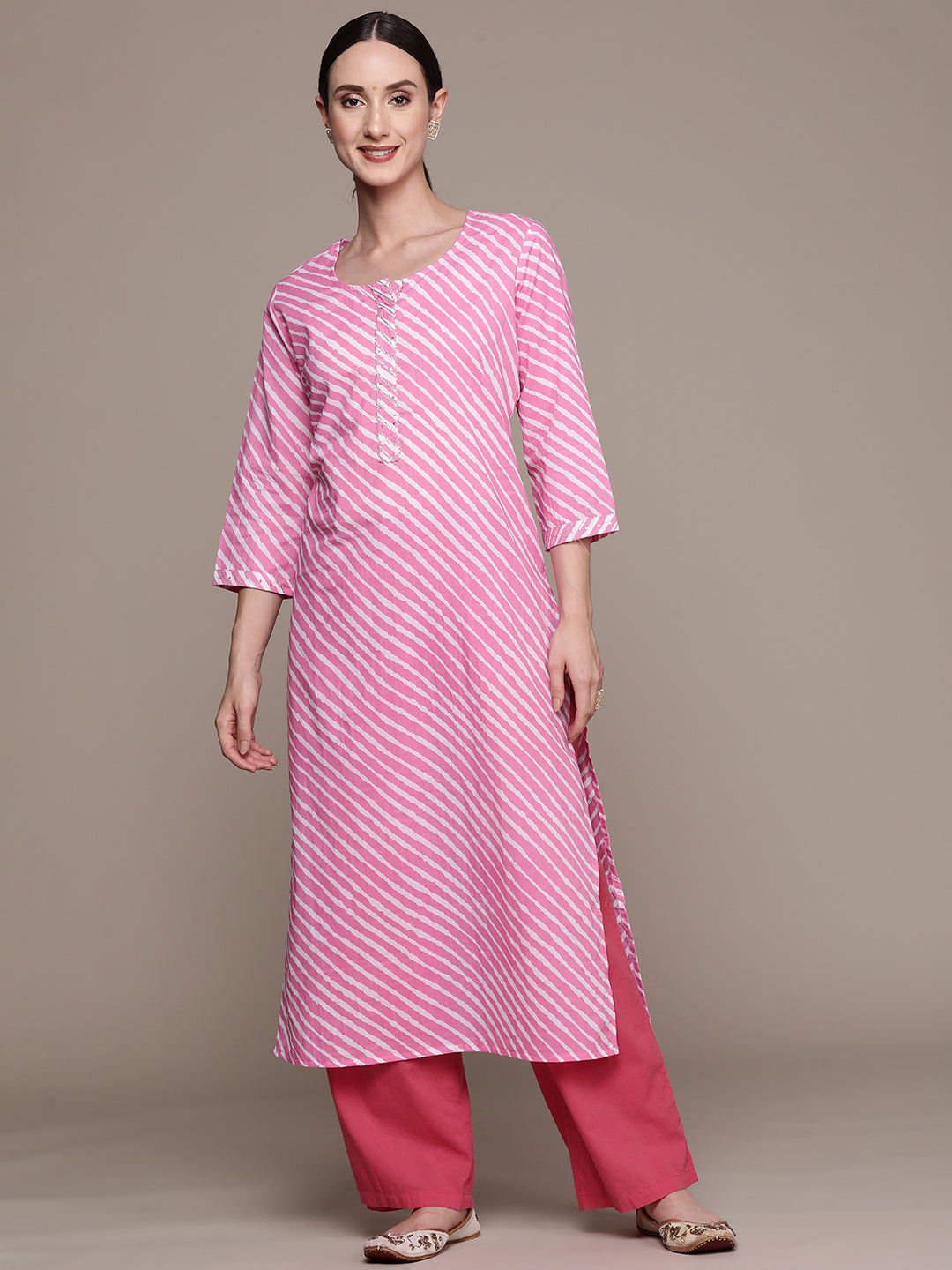 Ishin Women's Cotton Blend Pink Leheriya Printed A-Line Kurta