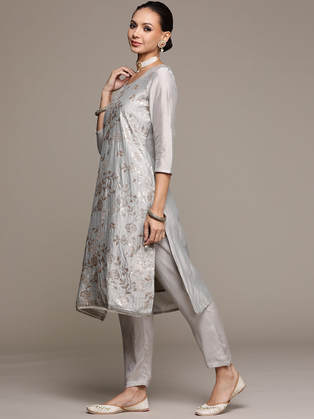 Ishin Women's Grey Embellished Straight Kurta with Trouser & Dupatta