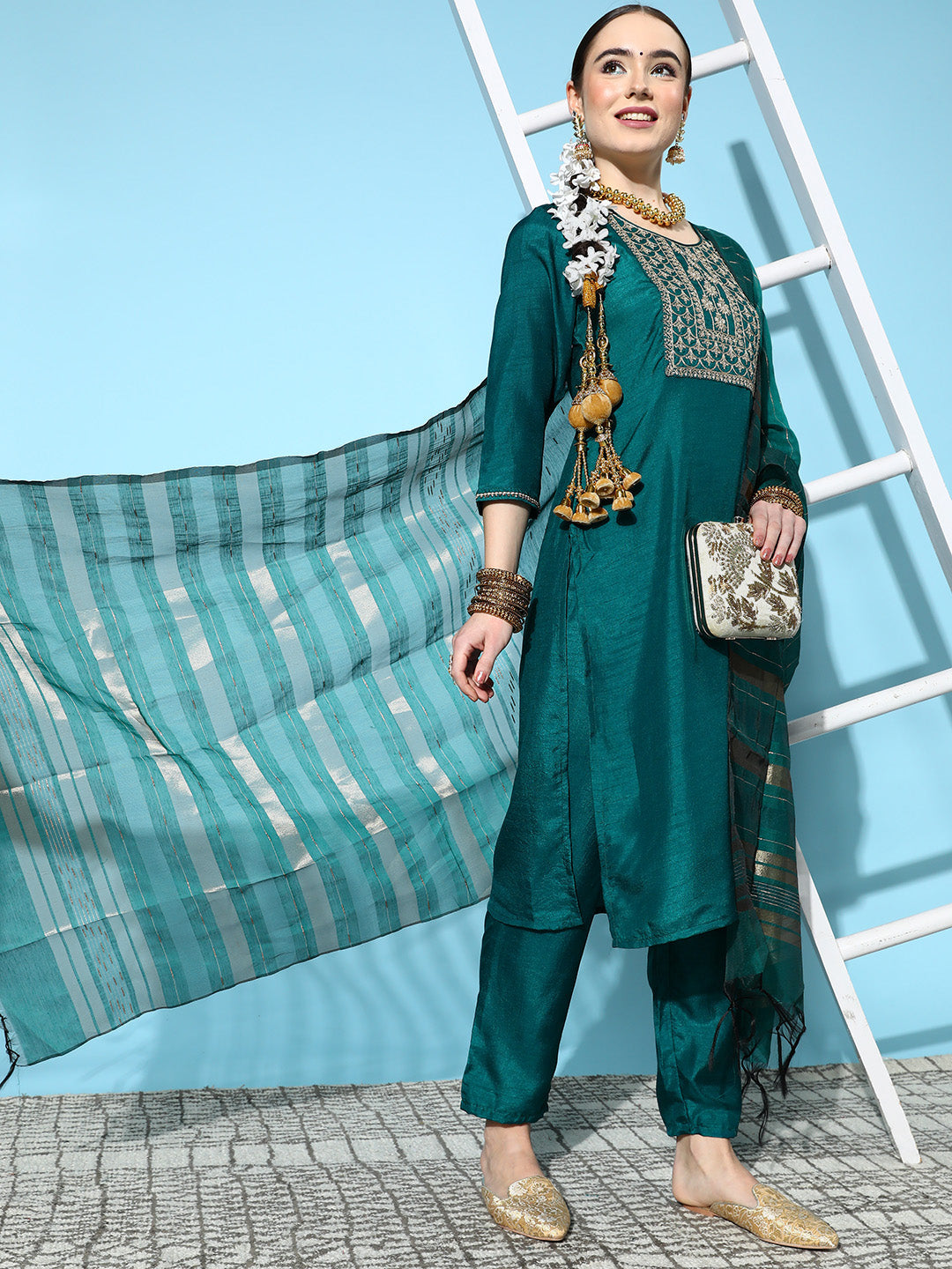 Ishin Women's Green Yoke Design A-Line Kurta with Toruser & Dupatta