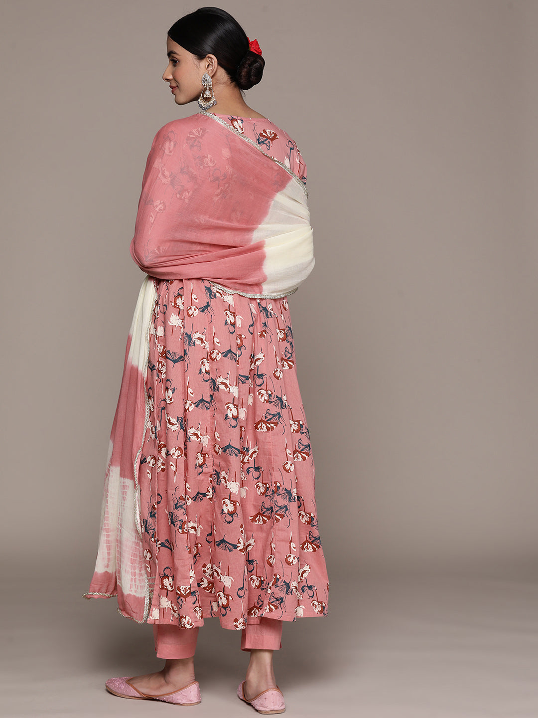 Ishin Women's Pink Pure Cotton Zari Flared Floral Print Kurta Set with Pants & with Dupatta