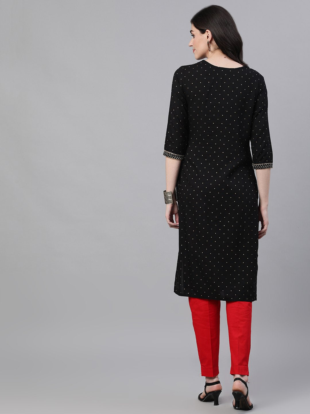 Ishin Women's Rayon Black Embellished Straight Kurta