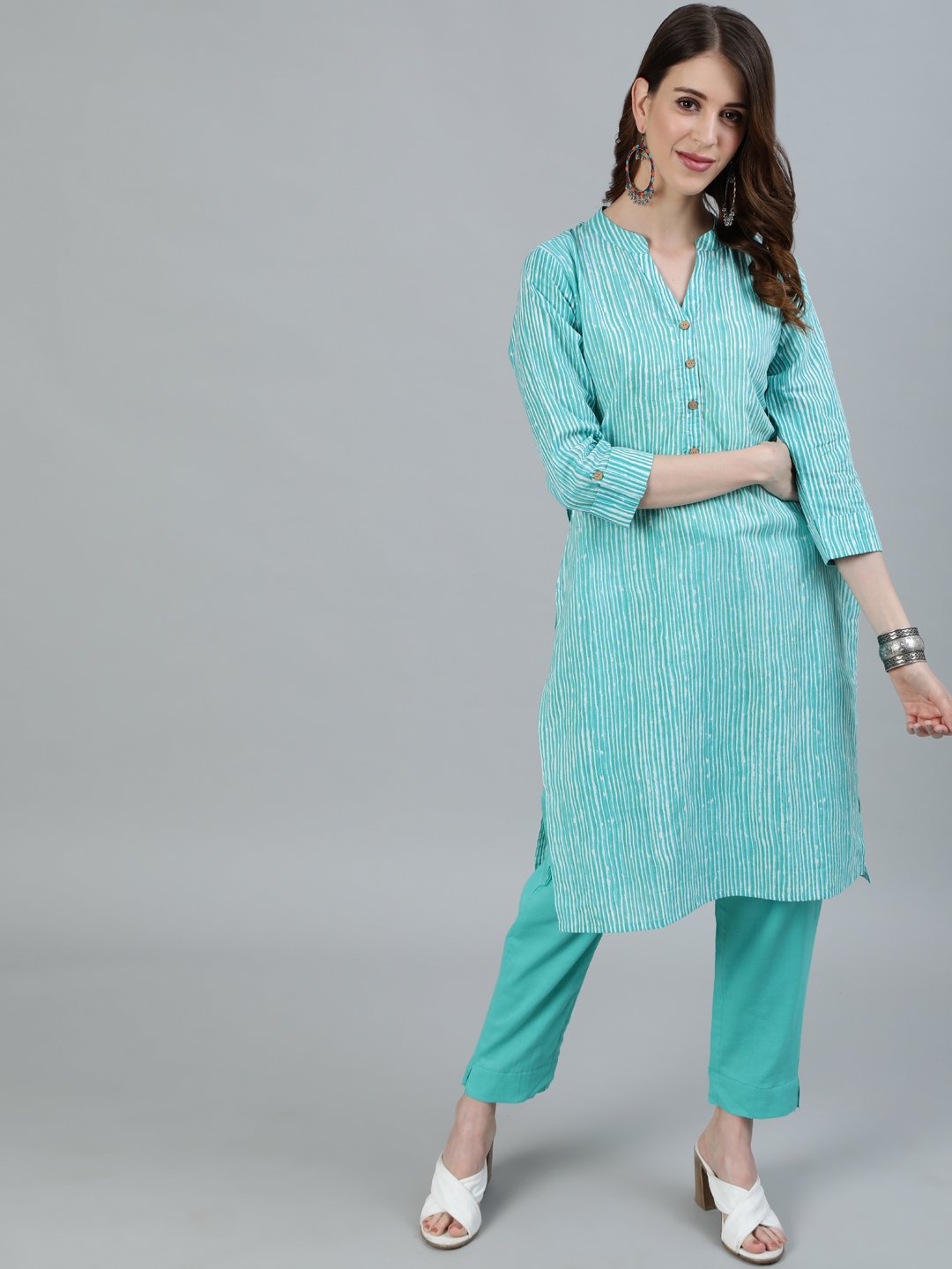 Ishin Women's Sea Green Stripe Printed Straight Kurta With Trouser