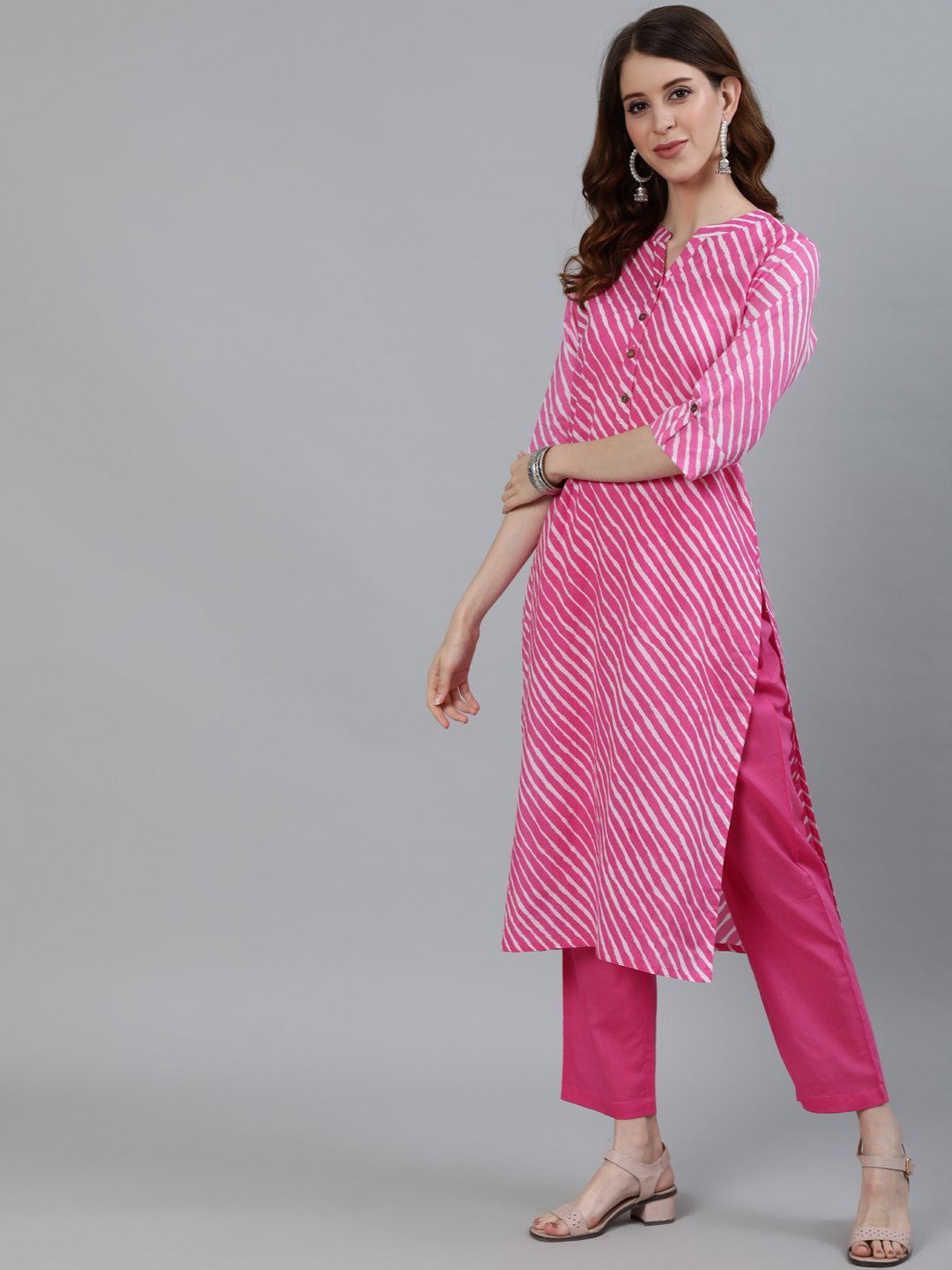 Ishin Women's Pink Leheriya Straight Kurta With Trouser