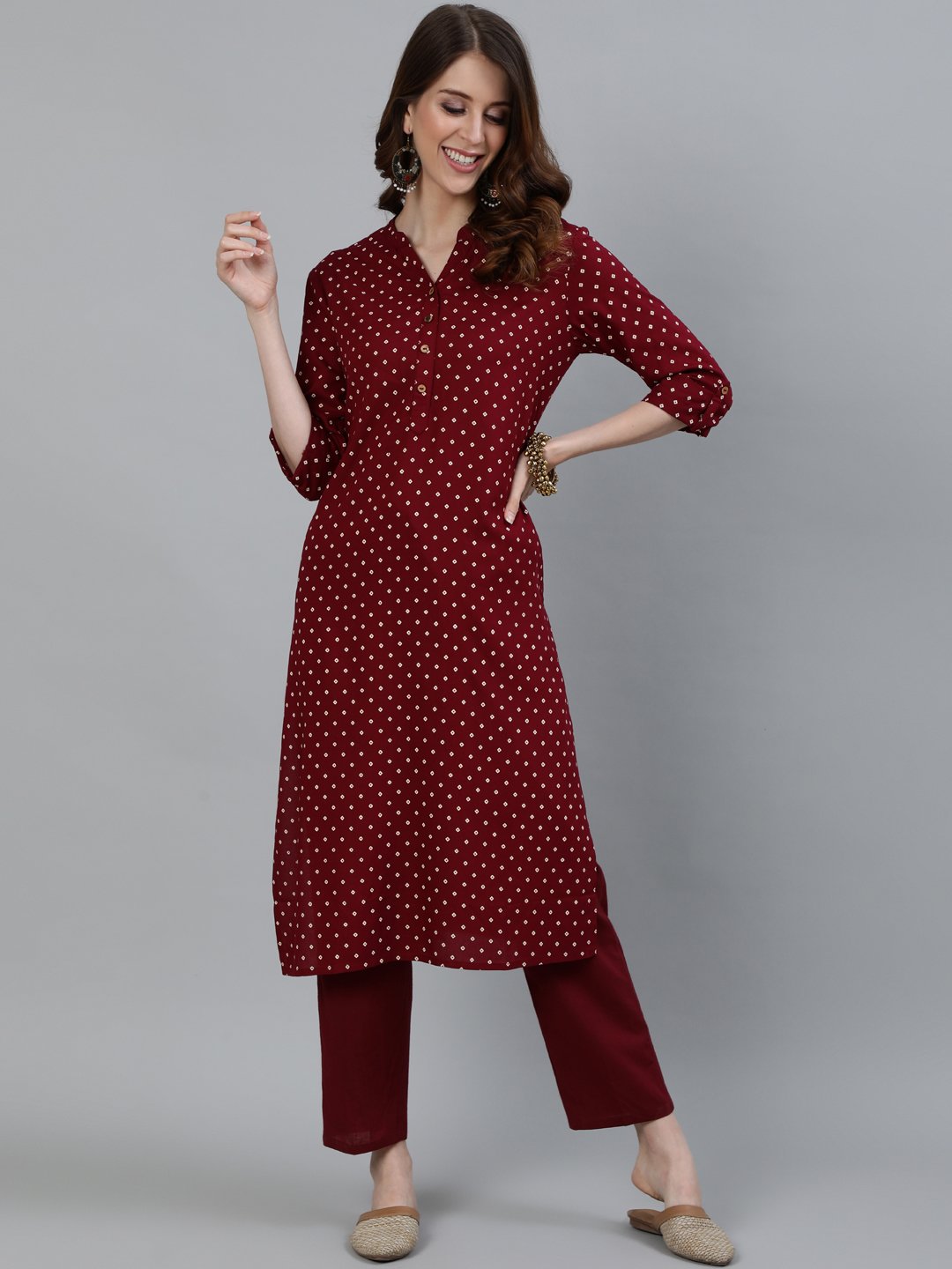 Ishin Women's Maroon Bandhani Printed Straight Kurta With Trouser