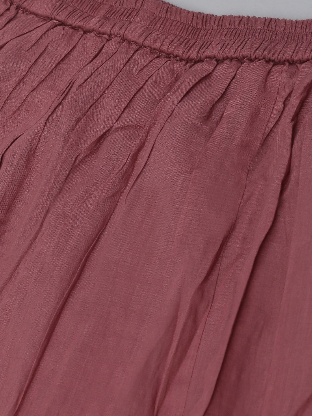 Ishin Women's Rayon Grey & Mauve Embellished Straight Kurta Skirt Dupatta Set