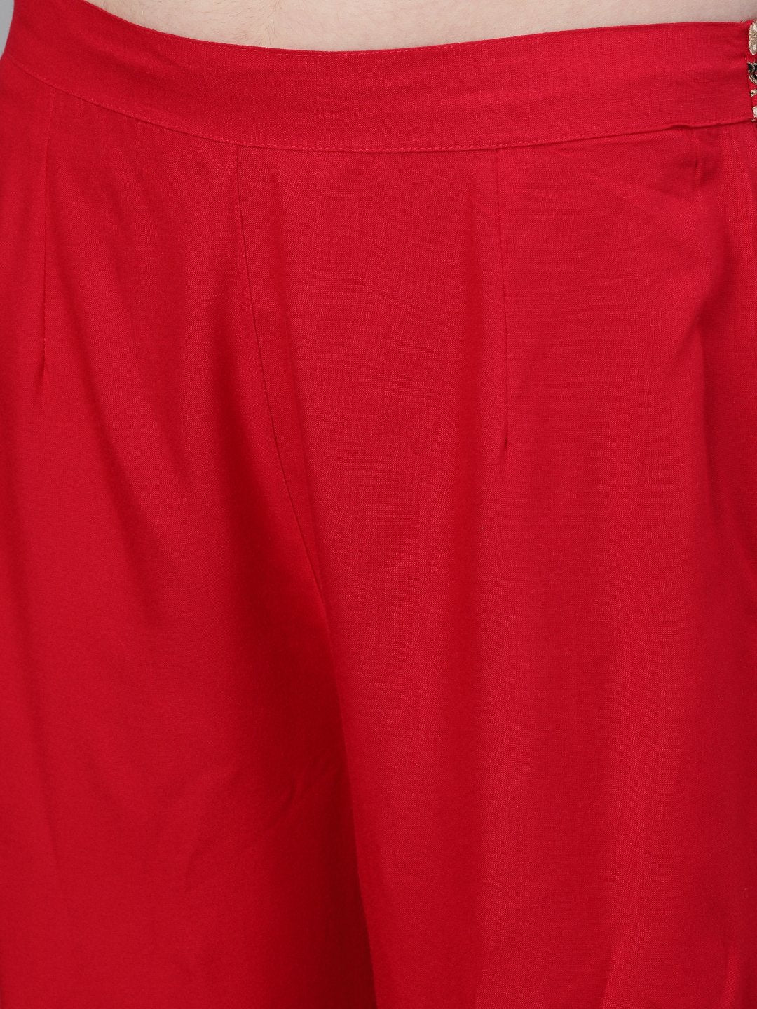 Ishin Women's Rayon Black & Red Sequinned Foil Printed Straight Kurta Palazzo Set