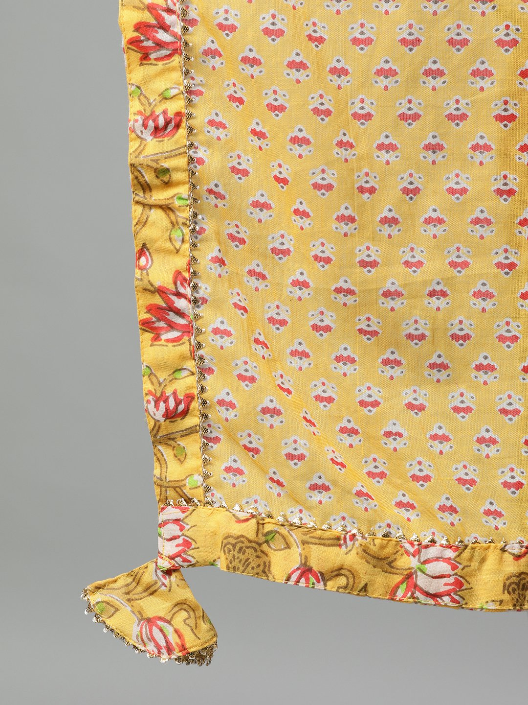 Graceful Yellow cotton printed with Floral embroidery Straight fit kurta set with dupatta