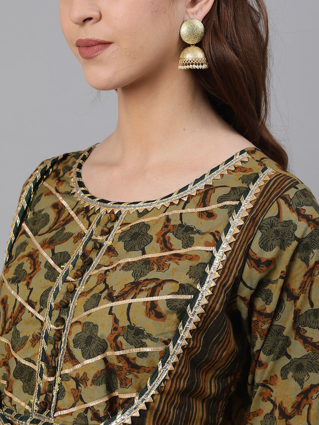 Ishin Women's Cotton Green Embroidered Anarkali Kurta Trouser Dupatta Set