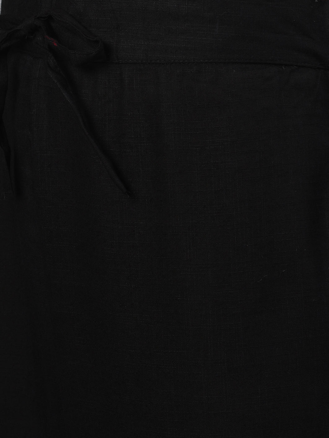Women Black & White Embroidered Kurta with Trousers