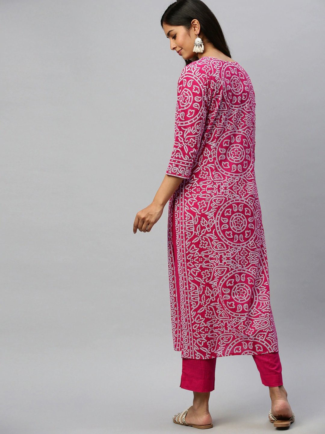 Ishin Women's Cotton Pink Printed Straight Kurta Trouser Set
