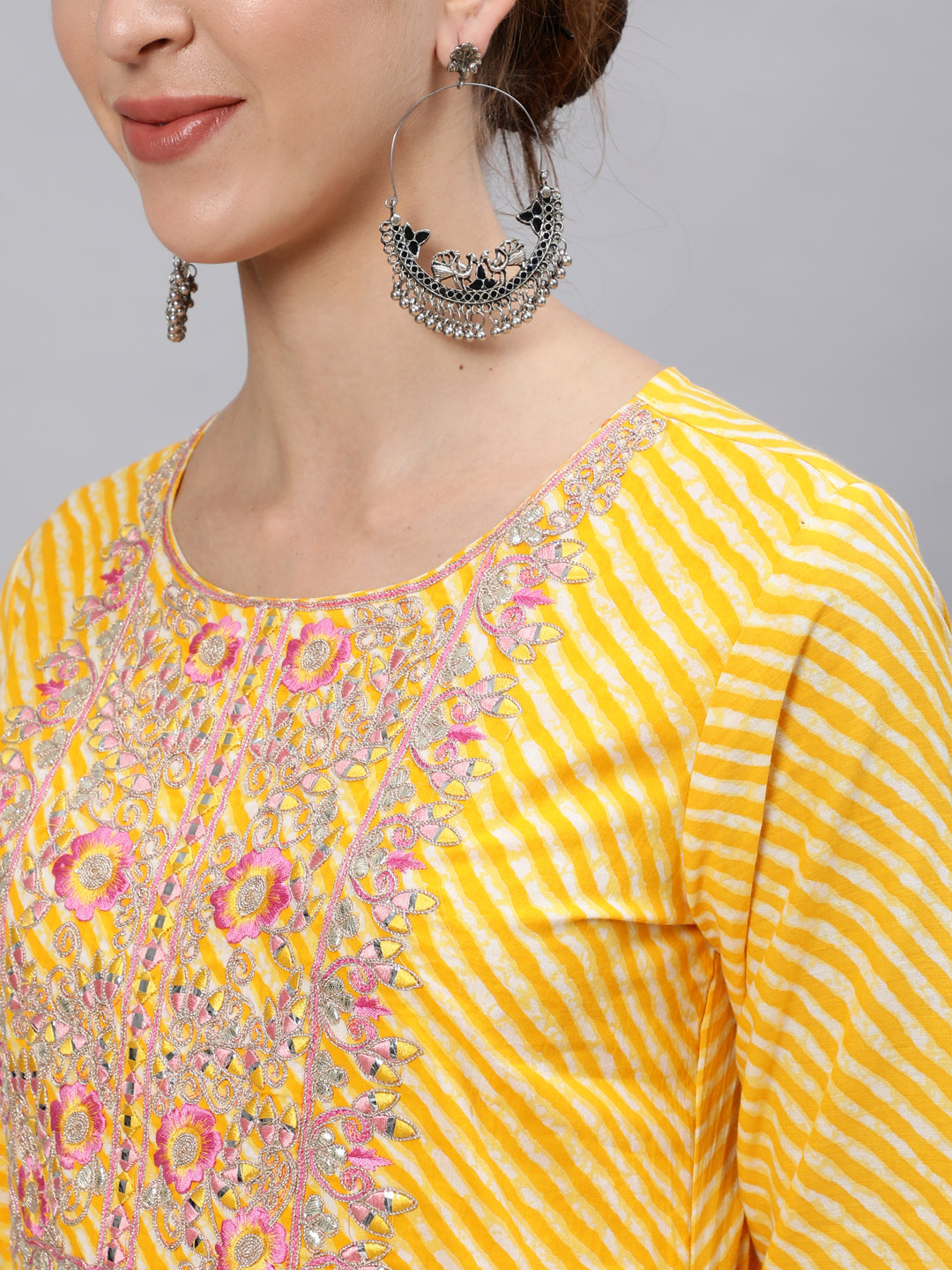 Ishin Women's Cotton Yellow Embroidered Anarkali Leheriya Kurta