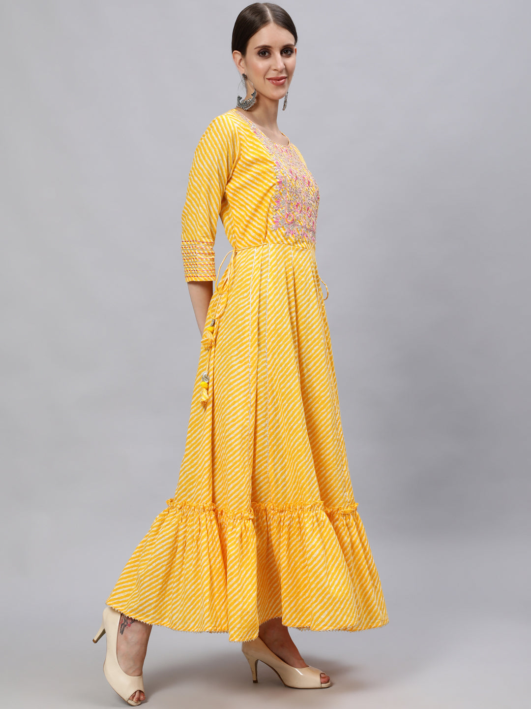 Ishin Women's Cotton Yellow Embroidered Anarkali Leheriya Kurta