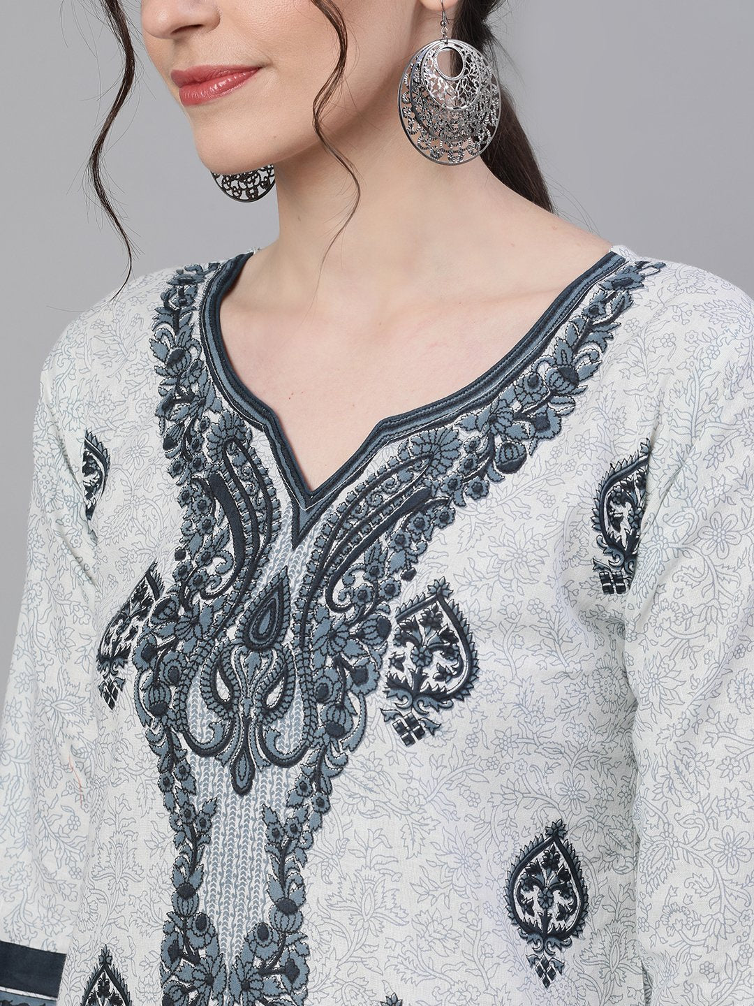 Ishin Women's Cotton White & Blue Printed A-Line Kurta Salwar Dupatta Set