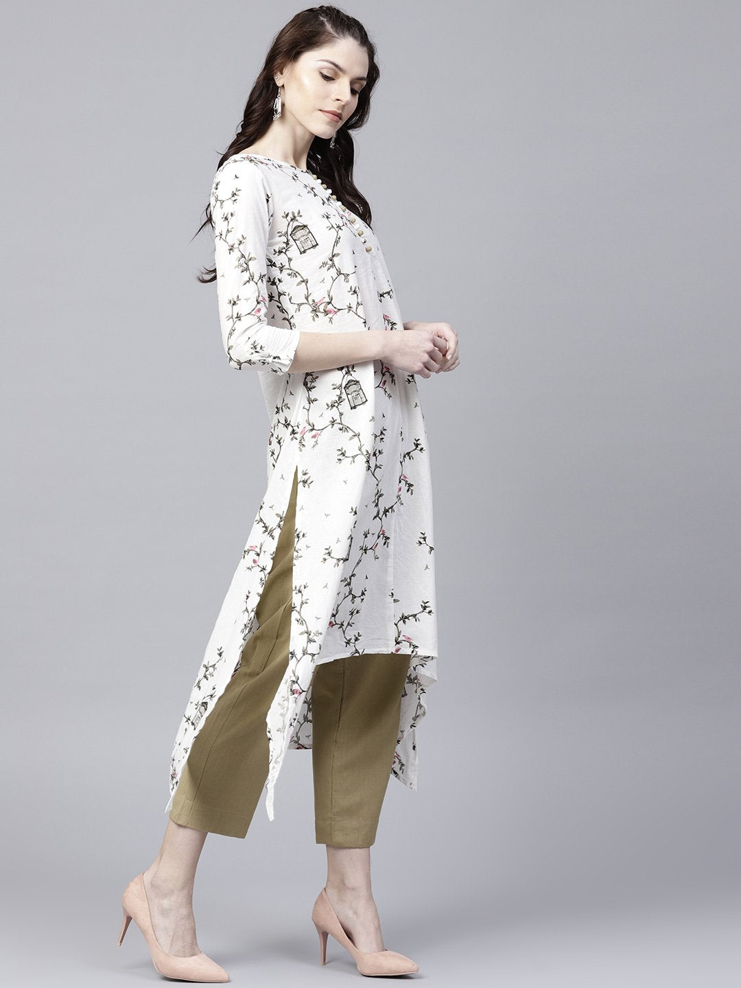 Ishin Women's Rayon White Printed A-Line Kurta