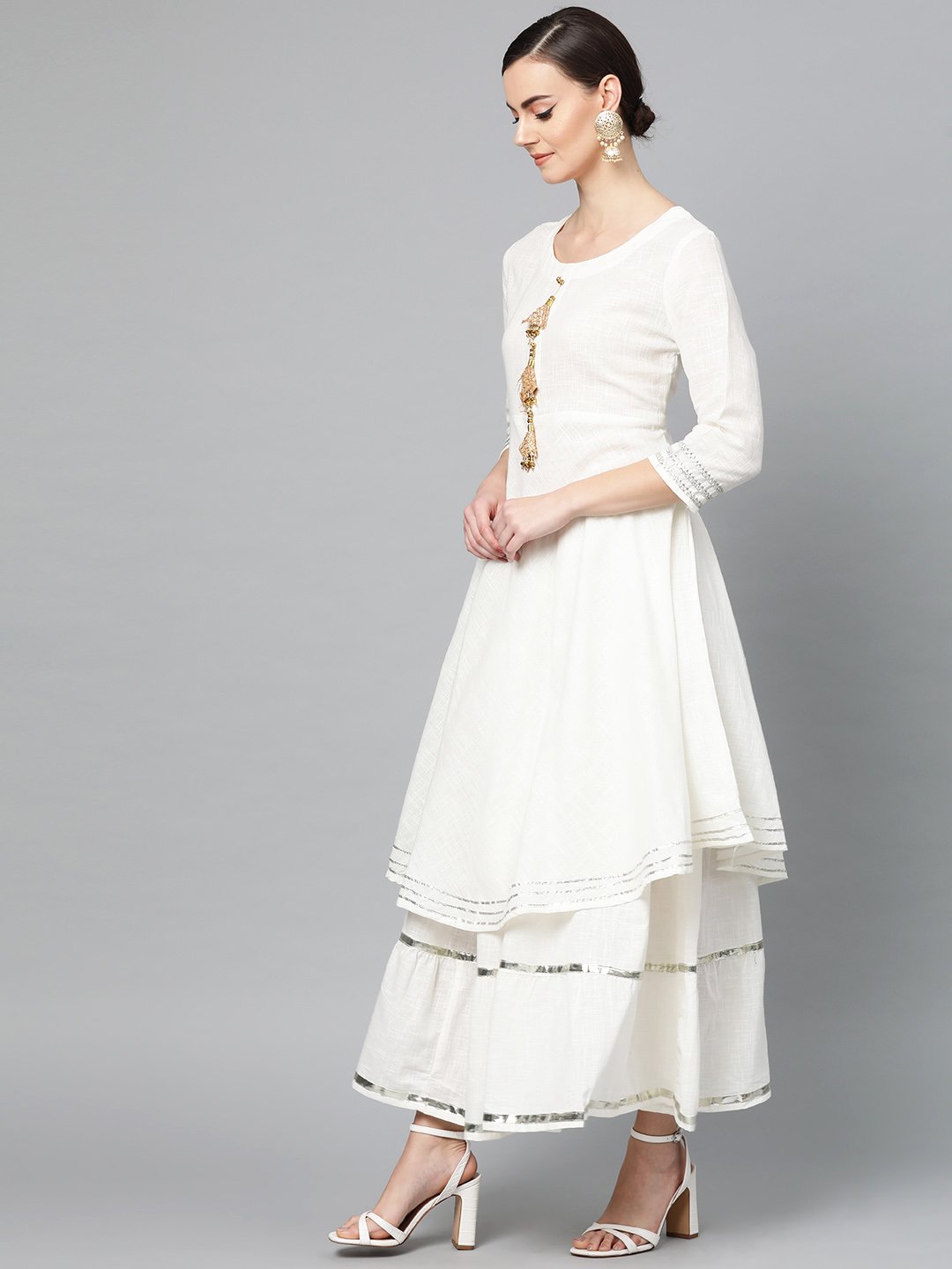 Ishin Women's Cotton Off White Solid Gota Patti Anarkali Kurta Skirt Set