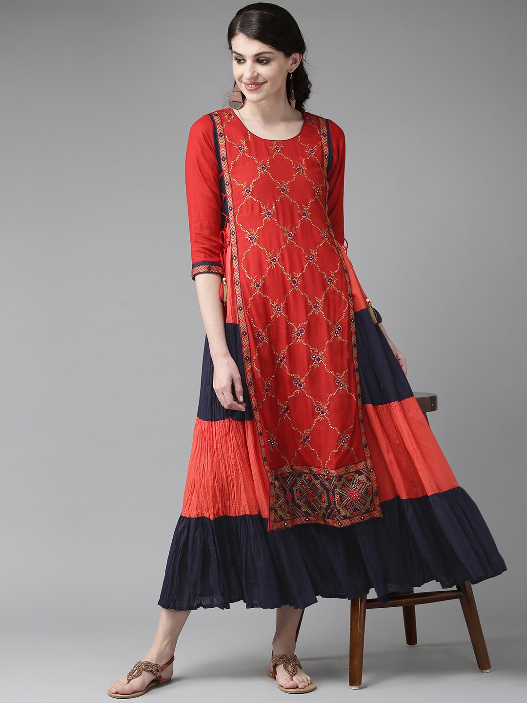 Ishin Women's Rayon Red & Navy Blue Embroidered Layered Tiered Anarkali Kurta