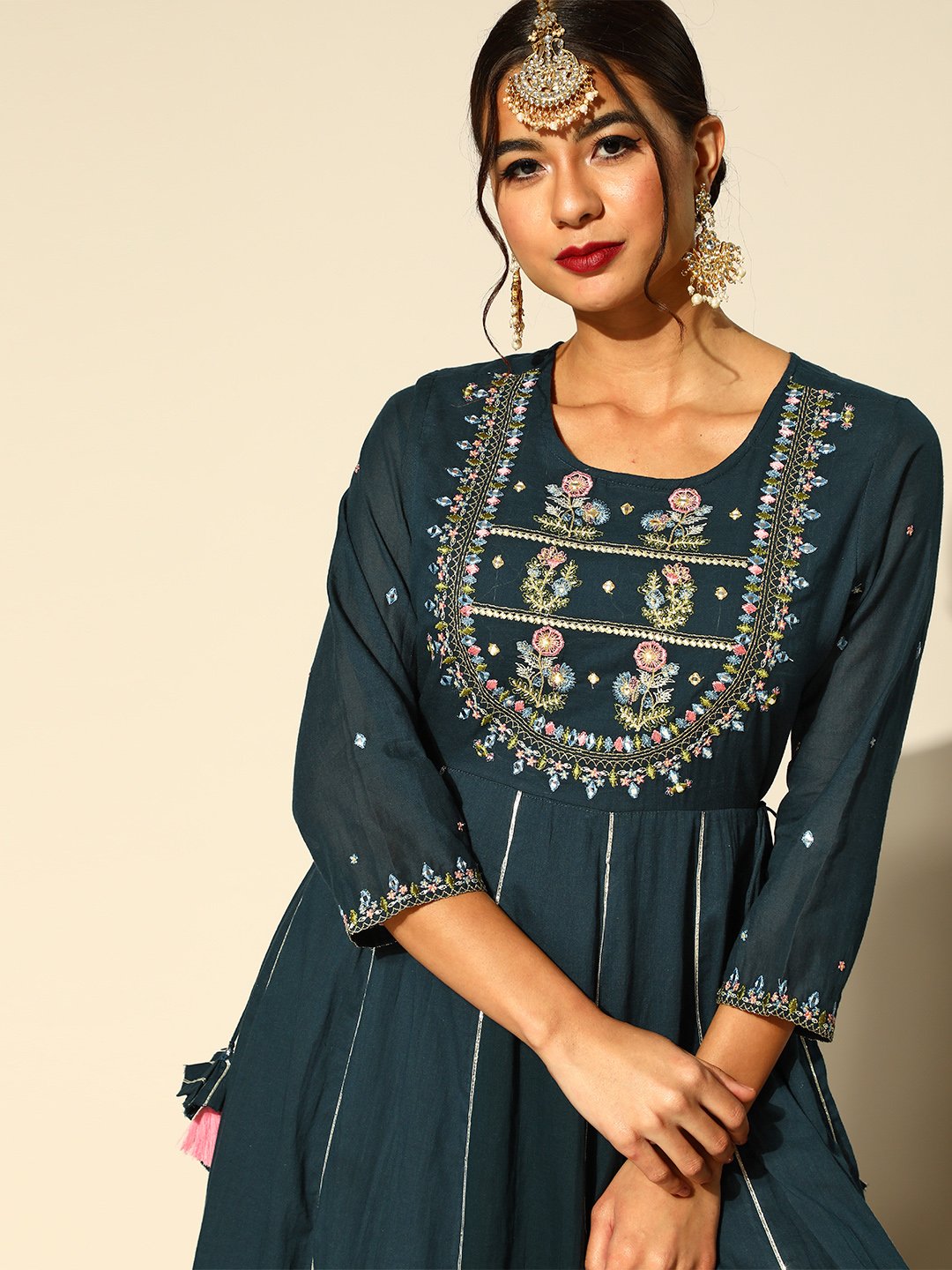 Ishin Women's Cotton Navy Blue Embroidered Anarkali Kurta