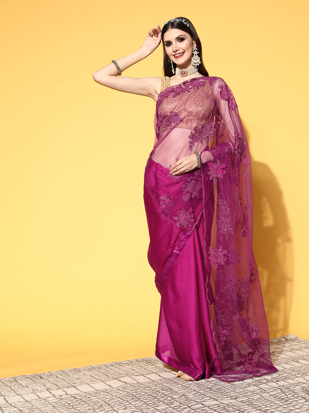 Ishin Women's Purple Floral Print Fashion Net Saree With Blouse Piece 